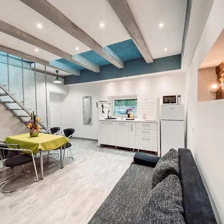 Eklektika Apartman *